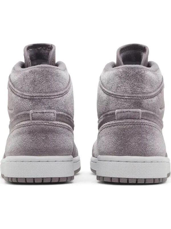 Кроссовки Air Jordan Wmns Air Jordan 1 Mid — изображение 6 из 8, фиолетовый
