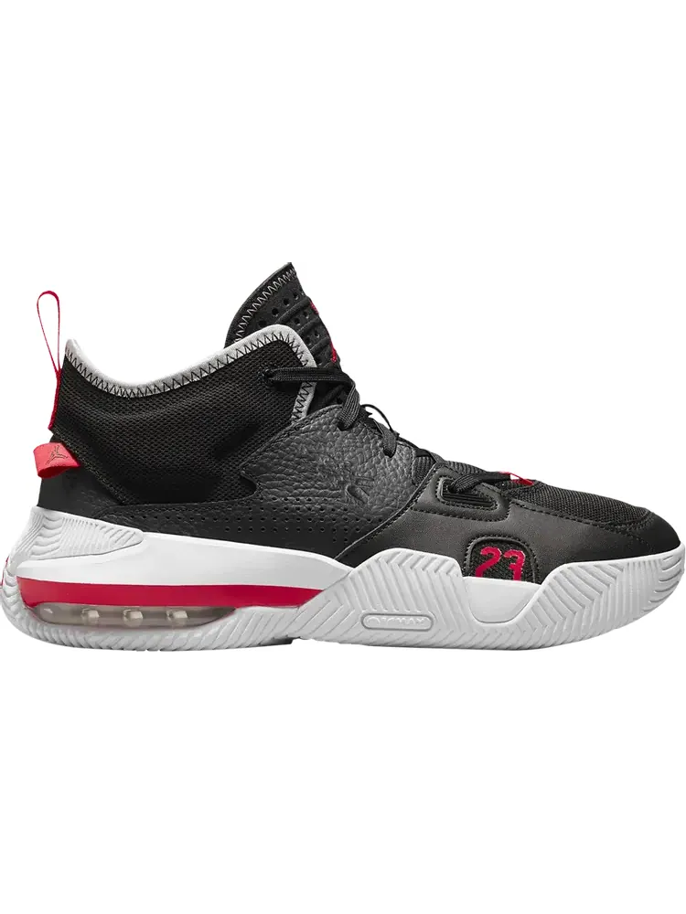 Кроссовки Jordan Stay Loyal 2 'Black University Red' — изображение 1 из 1, черный