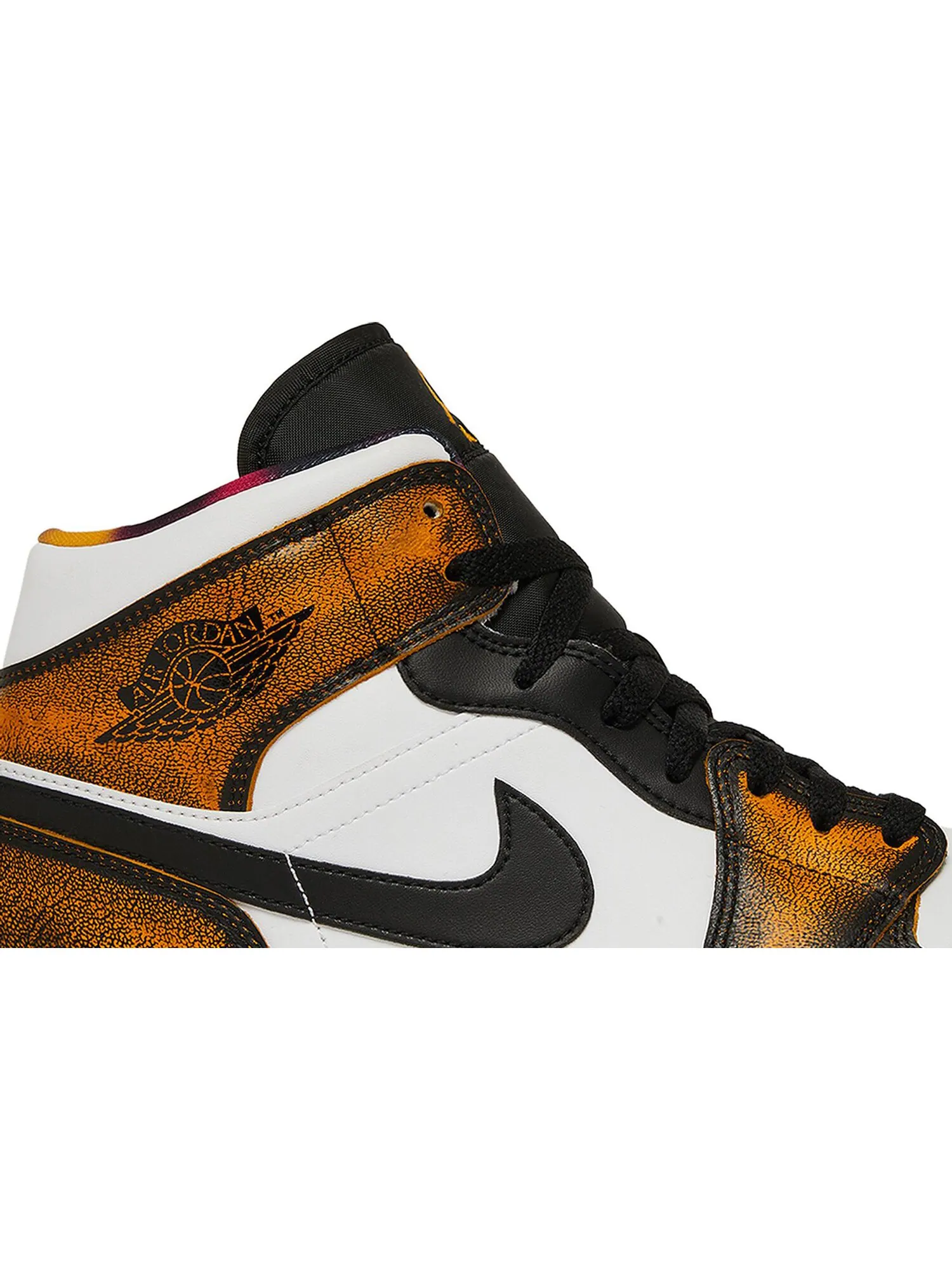 Кроссовки Air Jordan 1 Mid SE: Стиль и Комфорт в Черно-Оранжевом Исполнении — изображение 3 из 7, черный