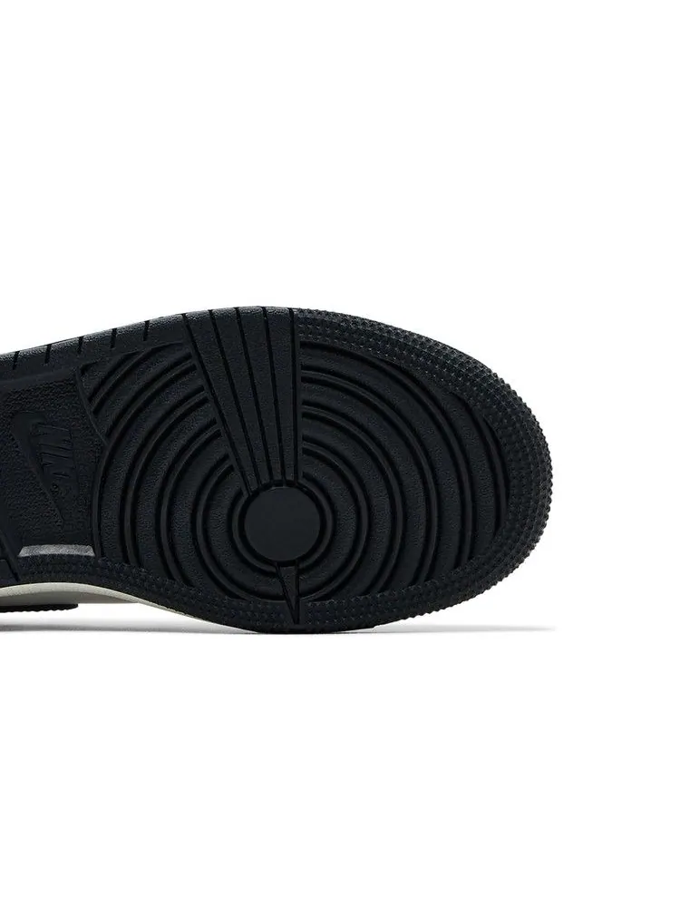 Кроссовки Air Jordan Air Jordan 1 Mid GS 'Black Off Noir' — изображение 6 из 9, черный/белый/черный