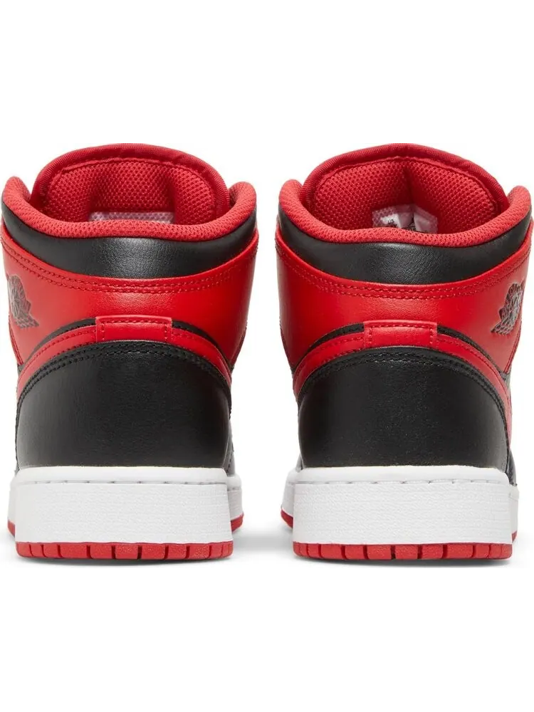 Кроссовки Air Jordan 1 Mid GS Alternate Bred — изображение 6 из 8, черный