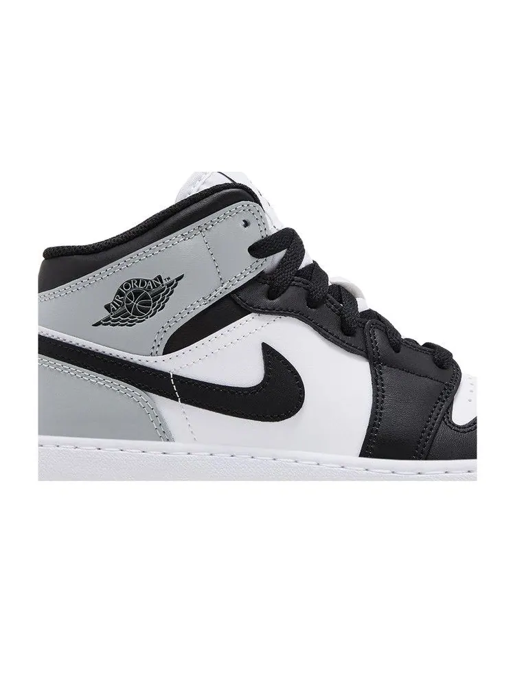 Кроссовки Air Jordan Air Jordan 1 Mid GS 'Barons' — изображение 3 из 9