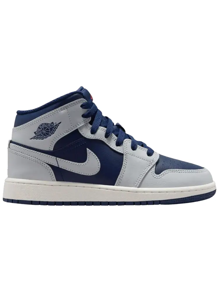 Кроссовки Air Jordan 1 Mid GS — изображение 1 из 1, синий