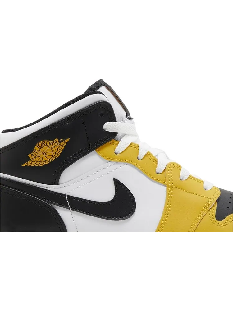Кроссовки Air Jordan 1 Mid GS 'Yellow Ochre' — изображение 2 из 4, желтый