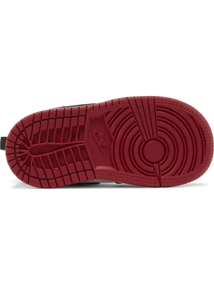 Кроссовки Air Jordan 1 Mid TD 'Gym Red Black Toe' — изображение 4 из 4, белый