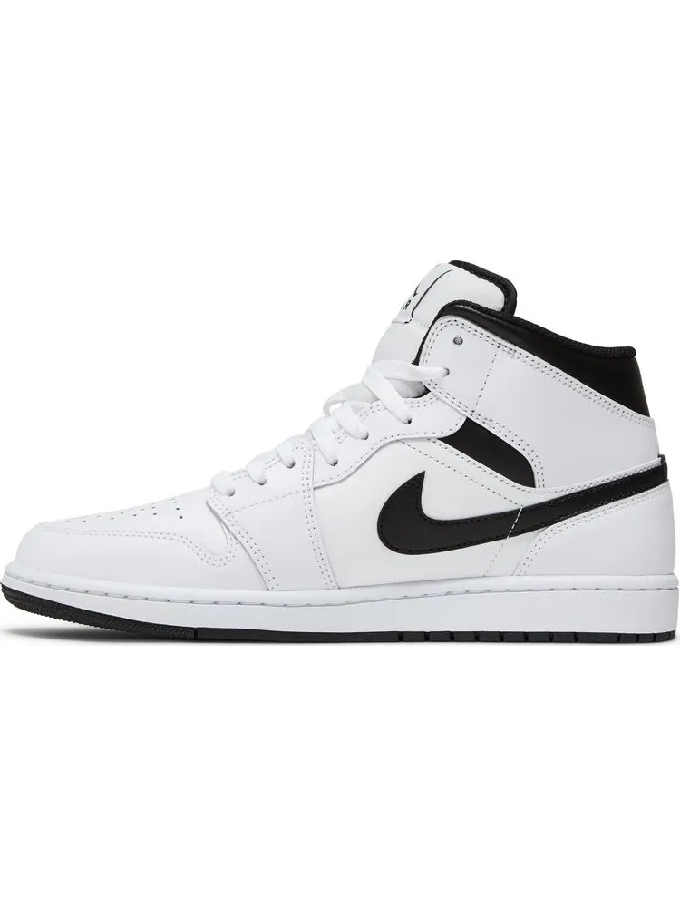 Кроссовки Air Jordan 1 Mid 'White Black' — изображение 3 из 4, белый