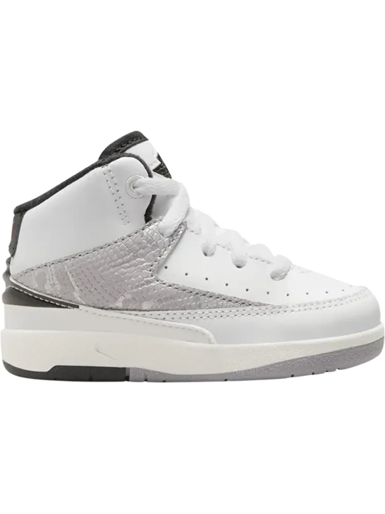 Кроссовки Air Jordan 2 Retro TD 'Python' — изображение 1 из 1, белый