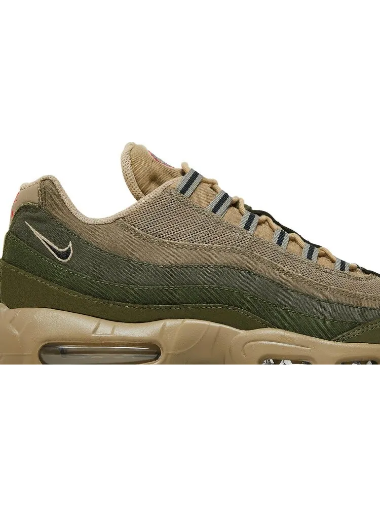Кроссовки Nike Air Max 95 SE 'Rough Green' — изображение 2 из 8, зеленый