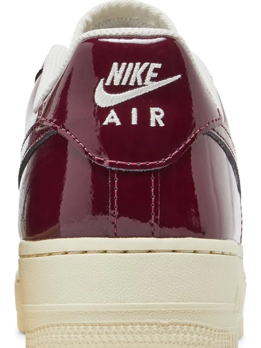 Кроссовки Nike Wmns Air Force 1 'Roman Empire' — изображение 7 из 8, красный