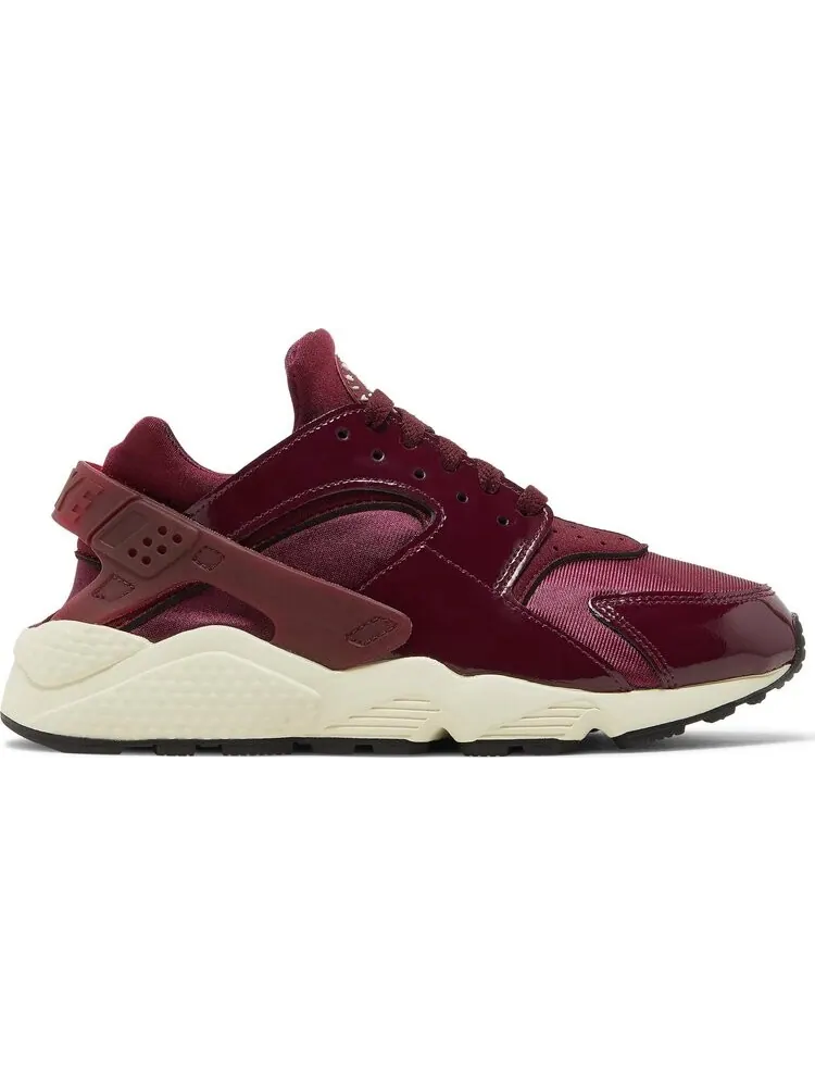 Кроссовки Nike Wmns Air Huarache — изображение 1 из 8, красный