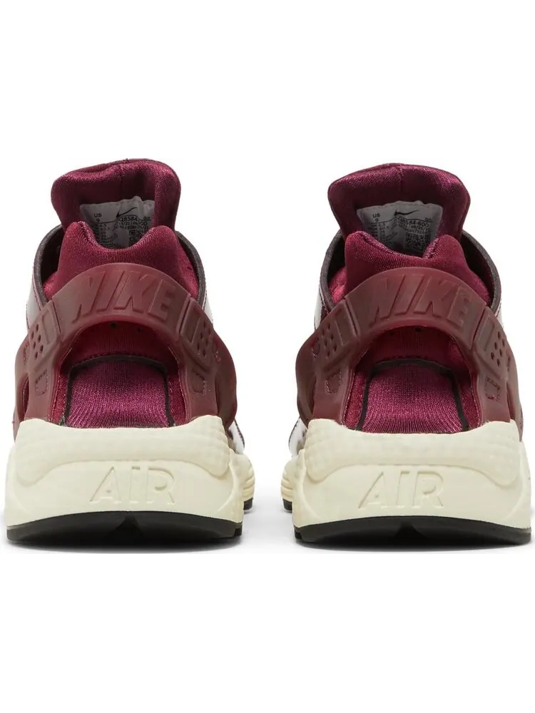 Кроссовки Nike Wmns Air Huarache — изображение 6 из 8, красный