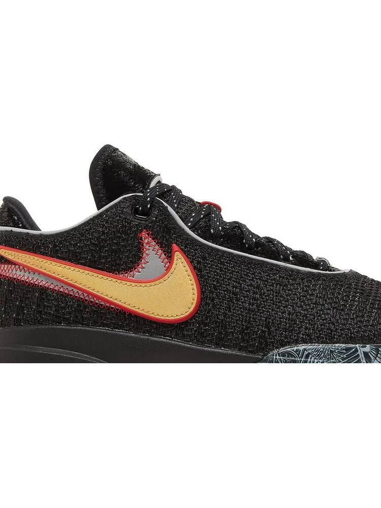 Кроссовки Nike LeBron 20 GS 'Trinity' — изображение 2 из 8, черный