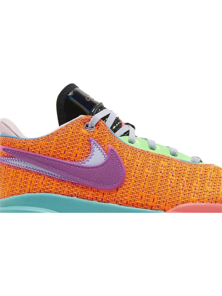 Кроссовки LeBron 20 GS 'Chosen 1' — изображение 2 из 4, оранжевый