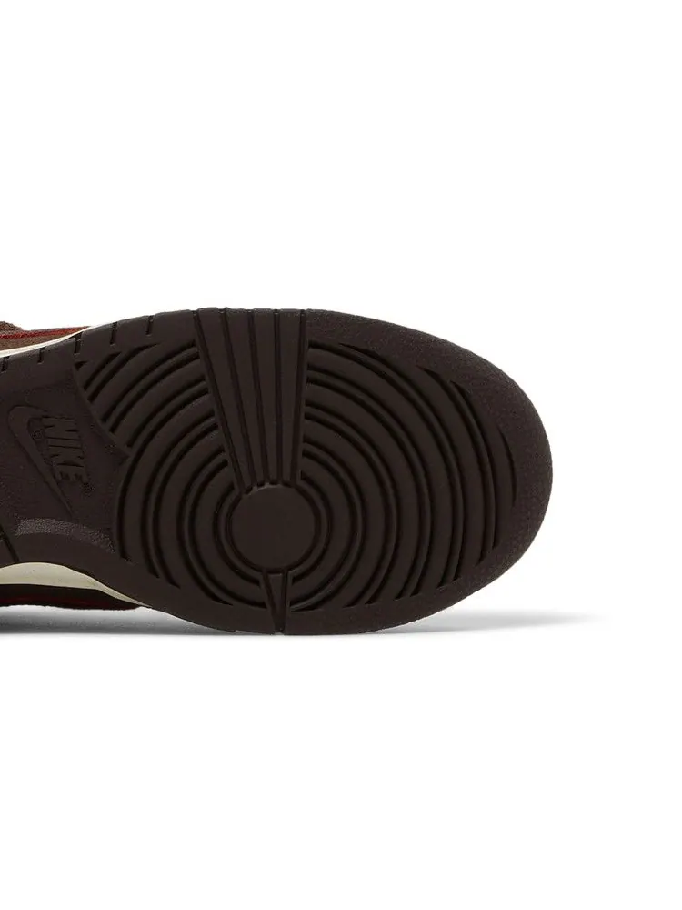Кроссовки Nike Dunk Low Premium 'Baroque Brown' — изображение 6 из 9, коричневый/коричневый