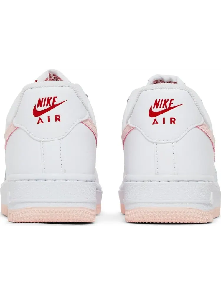 Кроссовки Nike Wmns Air Force 1 Low 'Valentine's Day 2022' — изображение 6 из 8, белый