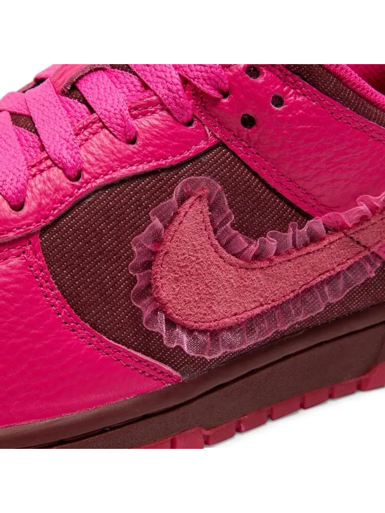 Кроссовки Nike Wmns Dunk Low 'Valentine's Day' — изображение 10 из 10, розовый