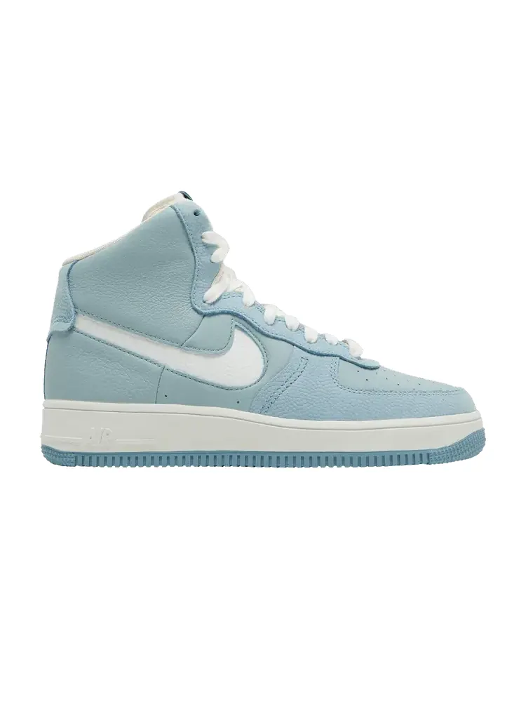Кроссовки Nike Wmns Air Force 1 High Sculpt 'Worn Blue' — изображение 1 из 9, белый/синий