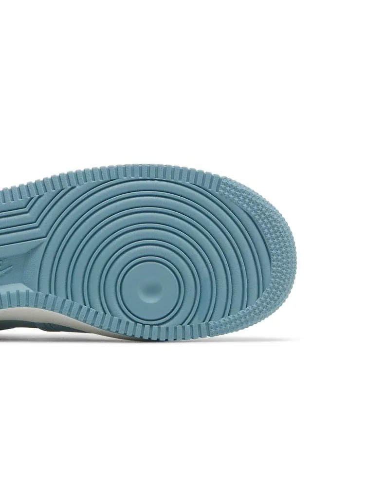 Кроссовки Nike Wmns Air Force 1 High Sculpt 'Worn Blue' — изображение 6 из 9, белый/синий