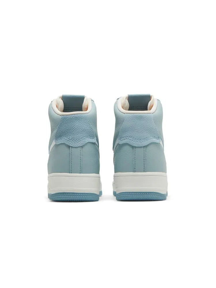 Кроссовки Nike Wmns Air Force 1 High Sculpt 'Worn Blue' — изображение 7 из 9, белый/синий