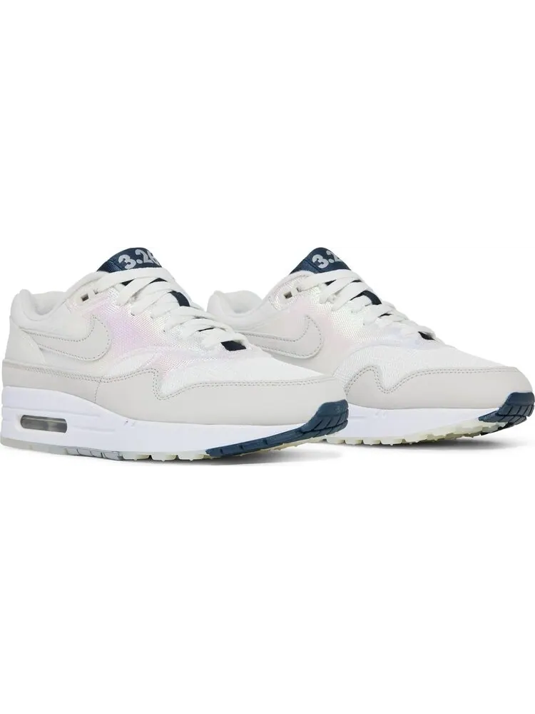 Кроссовки Nike Wmns Air Max 1 'Air Max Day - La Ville-Lumière' — изображение 8 из 8, серый