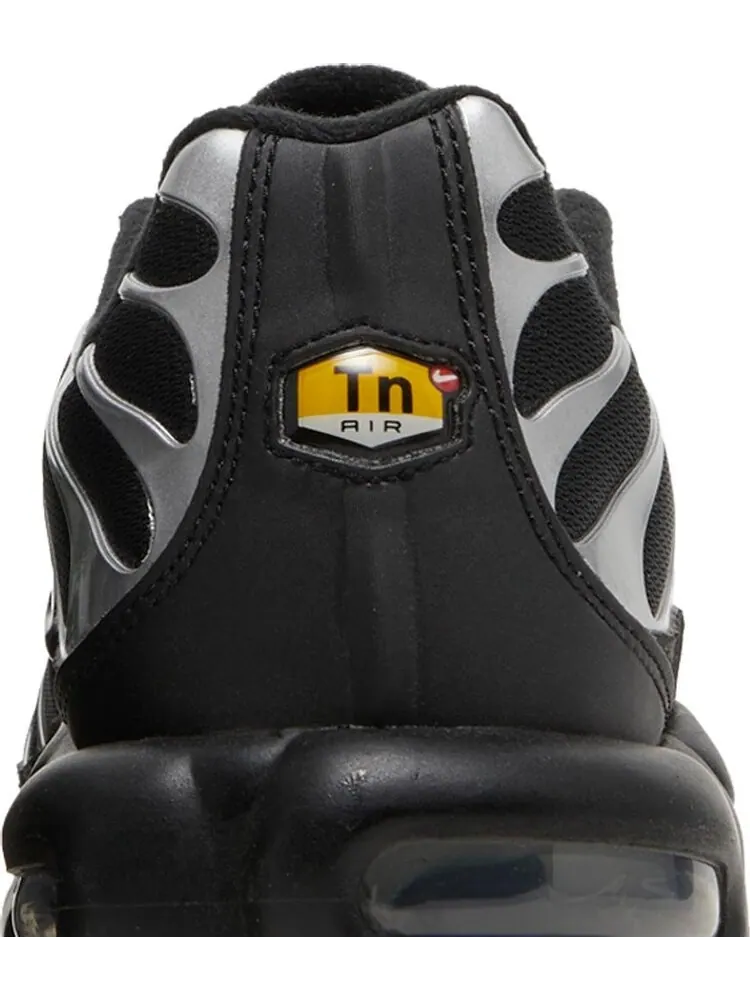 Кроссовки Nike Air Max Plus 'Black Silver Green Strike' — изображение 7 из 8, черный
