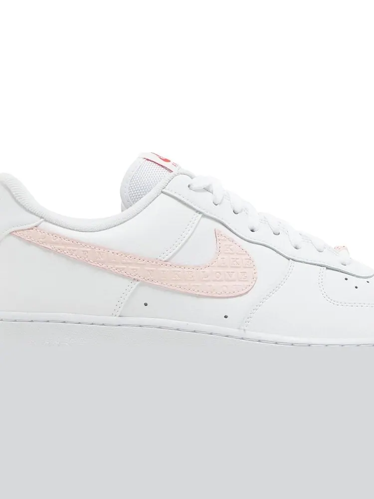 Кроссовки Nike Air Force 1 '07 'Valentine's Day 2022' — изображение 2 из 8, белый