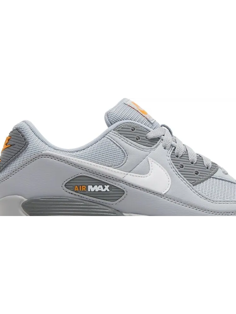 Кроссовки Nike Air Max 90 'Wolf Grey Kumquat' — изображение 2 из 8, серый
