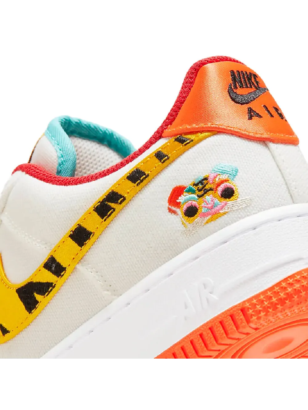 Кроссовки Nike Air Force 1 '07 LX — изображение 8 из 8, бежевый/оранжевый