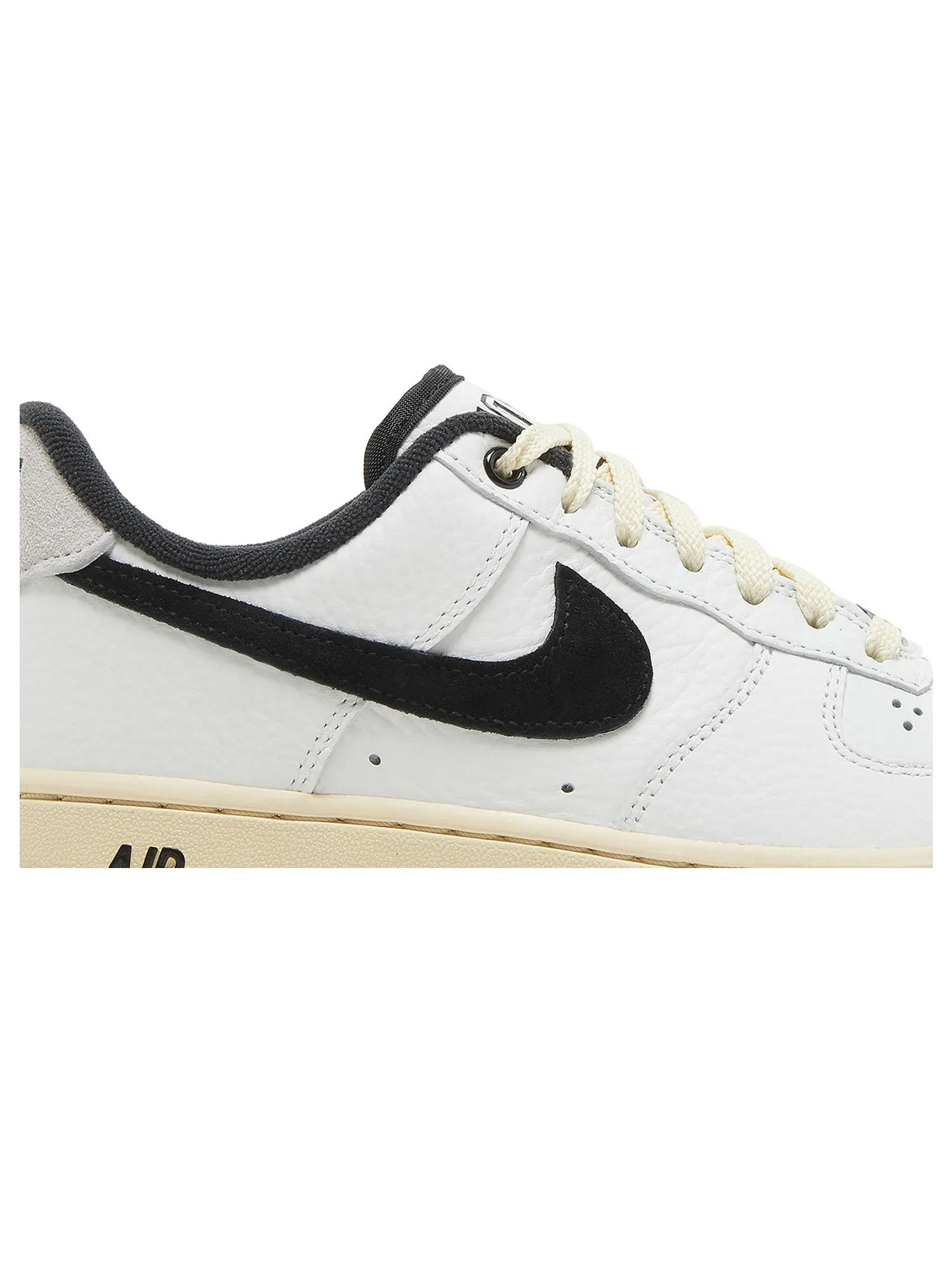 Кроссовки Nike Wmns Air Force 1 '07 'Command Force - White Black' — изображение 2 из 8, белый