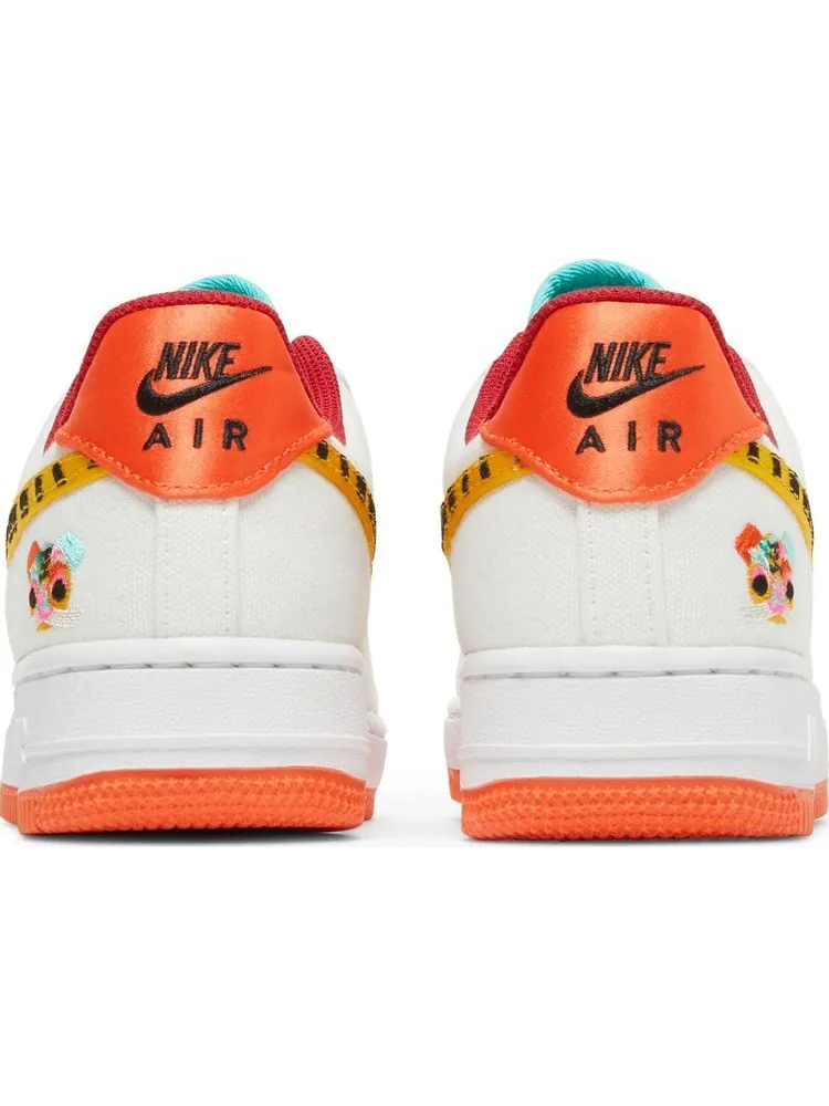 Кроссовки Nike Wmns Air Force 1 '07 LX — изображение 6 из 8, белый