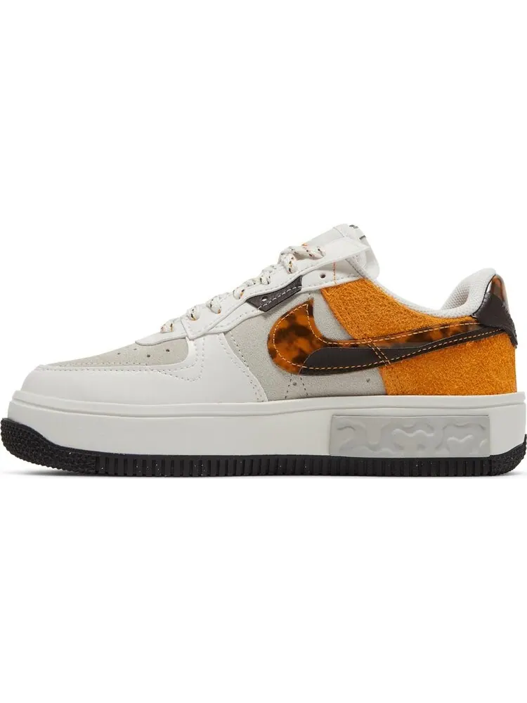 Кроссовки Nike Wmns Air Force 1 Fontanka 'Tortoise Shell' — изображение 3 из 8, серый