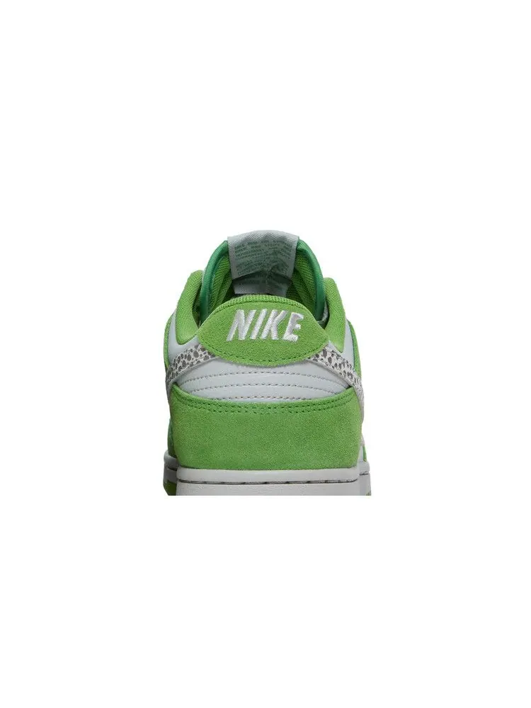 Кроссовки Nike Dunk Low 'Safari Swoosh - Chlorophyll' — изображение 8 из 9, серый