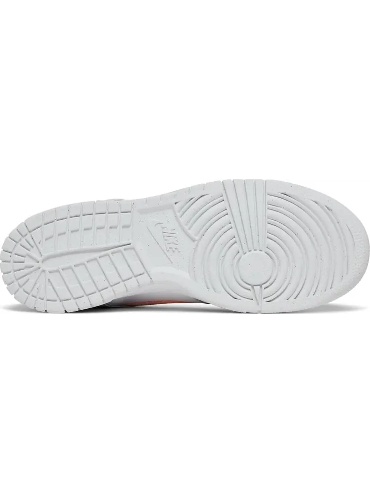 Кроссовки Nike Dunk Low SE GS '3D Swoosh' — изображение 4 из 8, белый