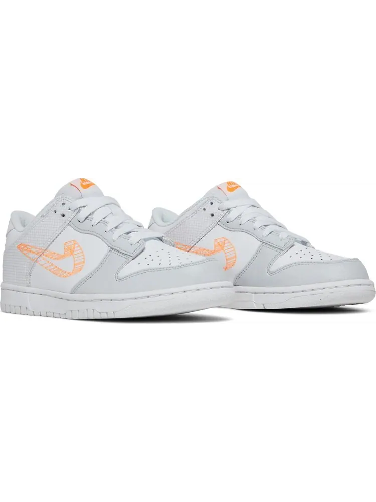 Кроссовки Nike Dunk Low SE GS '3D Swoosh' — изображение 8 из 8, белый