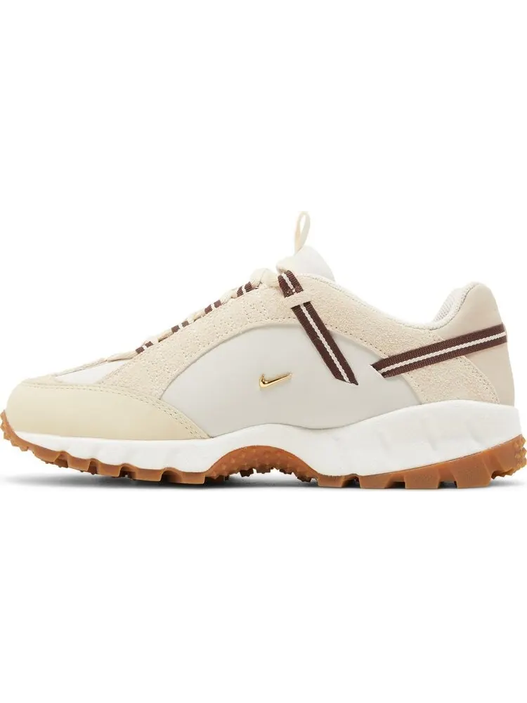 Кроссовки Nike Jacquemus x Wmns Air Humara LX 'Sail' — изображение 2 из 6, бежевый