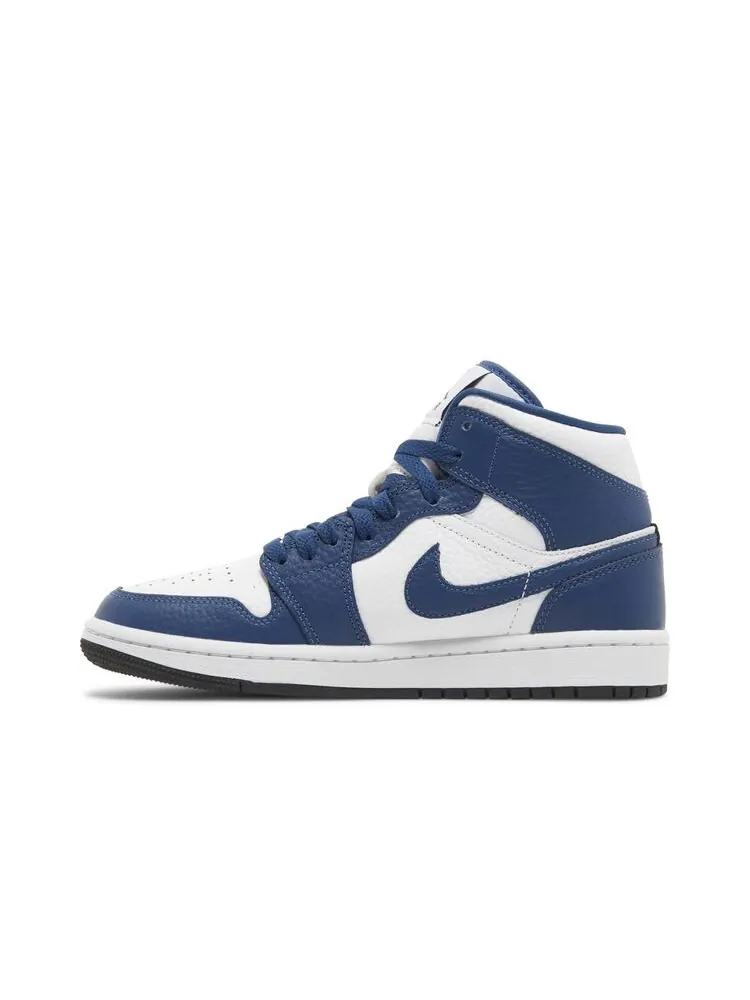 Кроссовки Air Jordan Wmns Air Jordan 1 Mid SE Split - French Blue — изображение 3 из 6, синий