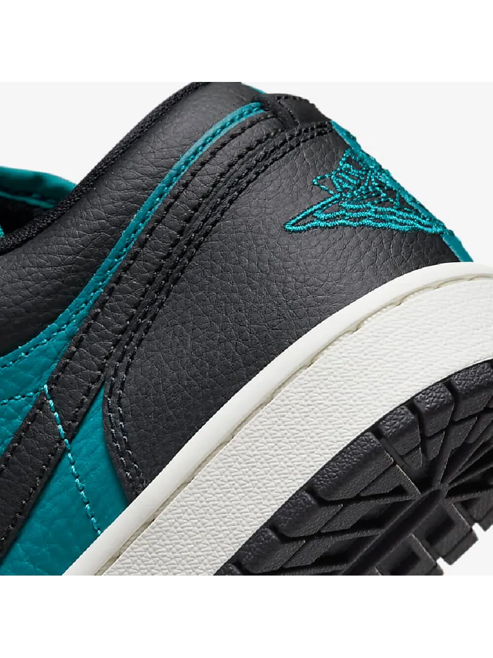 Кроссовки Nike Air Jordan 1 Low SE — изображение 8 из 8, черный/зеленый