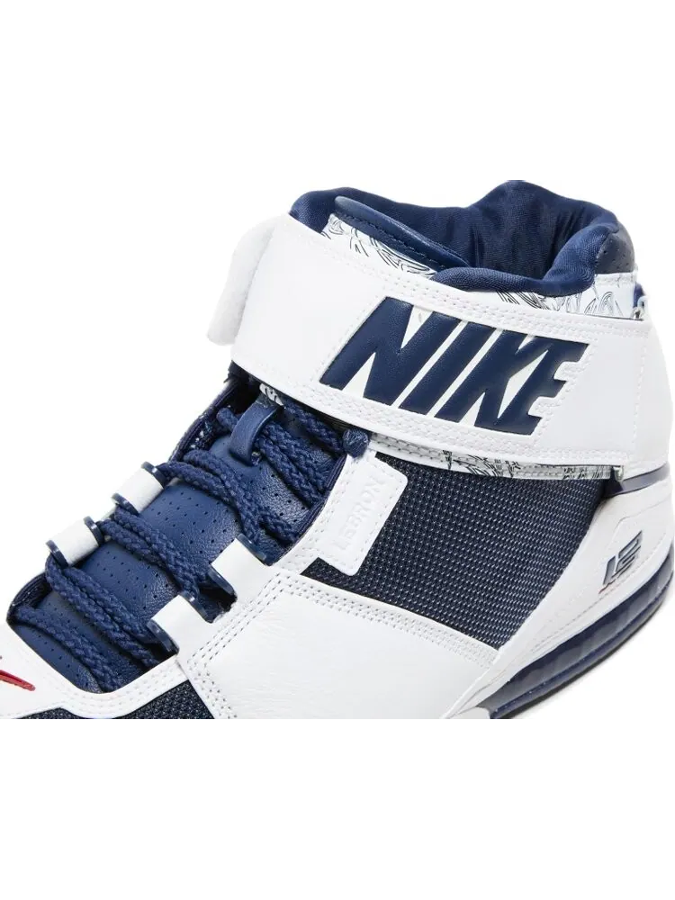 Кроссовки Nike Zoom LeBron 2 Retro 'USA' 2022 — изображение 9 из 10, белый