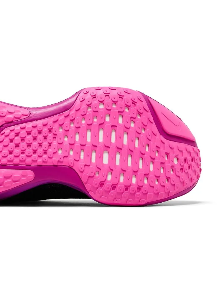 Кроссовки Nike ZoomX Invincible Run Flyknit 3 'Black Vivid Grape' — изображение 5 из 8, черный