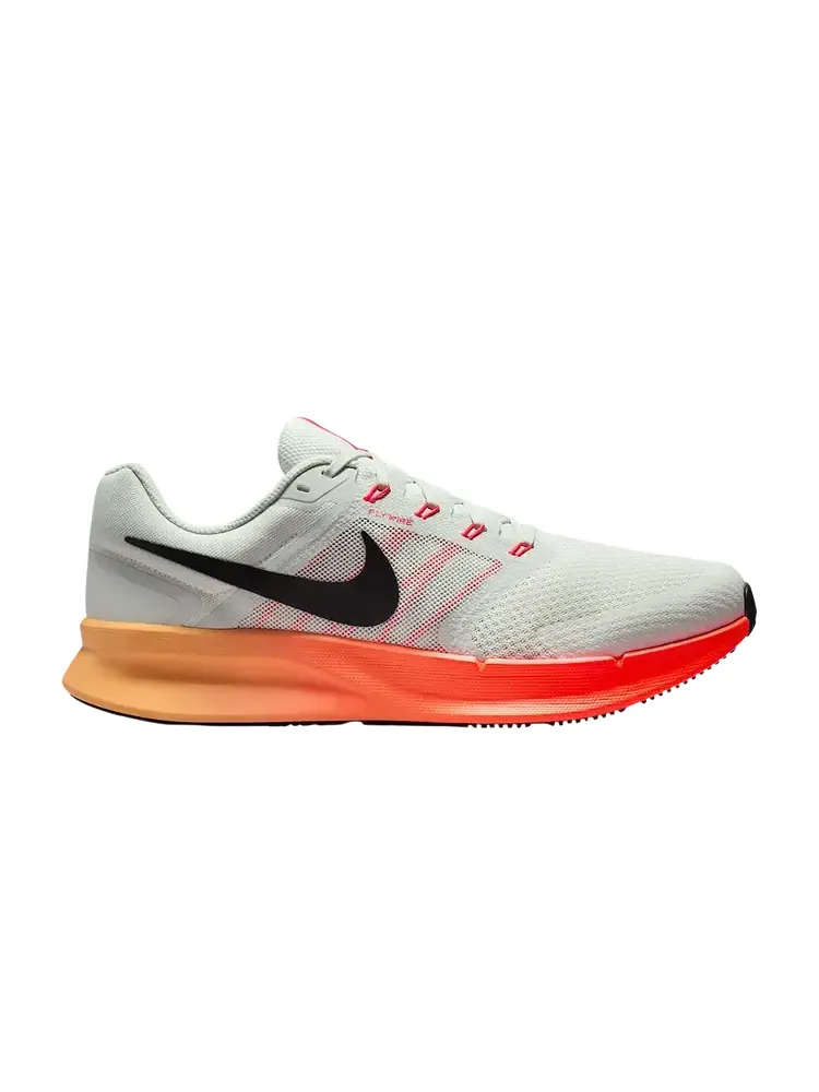 Кроссовки Nike Run Swift 3 'Spruce Aura' — изображение 1 из 1, бежевый
