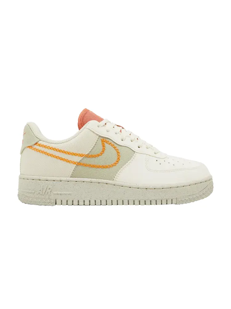 Кроссовки Nike Wmns Air Force 1 Next Nature 'Coconut Milk' — изображение 1 из 9, светлый/оливковый