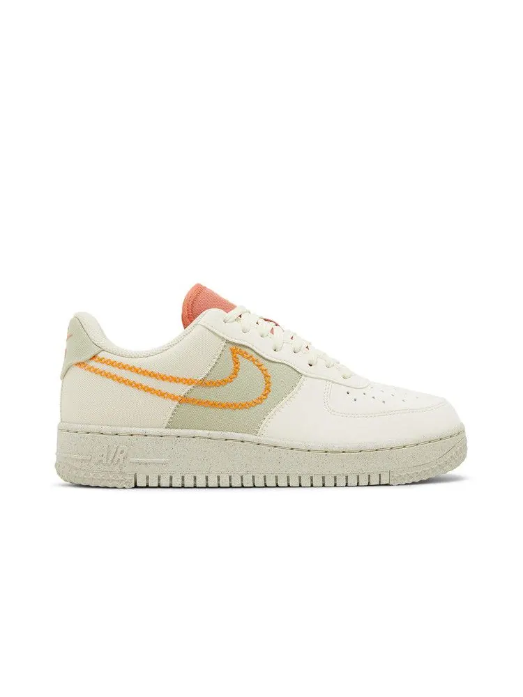 Кроссовки Nike Wmns Air Force 1 Next Nature 'Coconut Milk' — изображение 2 из 9, светлый/оливковый