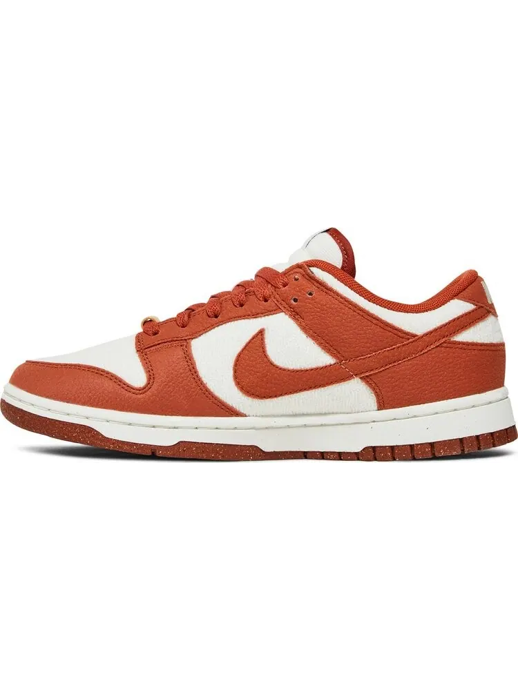 Кроссовки Nike Wmns Dunk Low 'Sun Club - Burnt Sunrise' — изображение 3 из 8, оранжевый