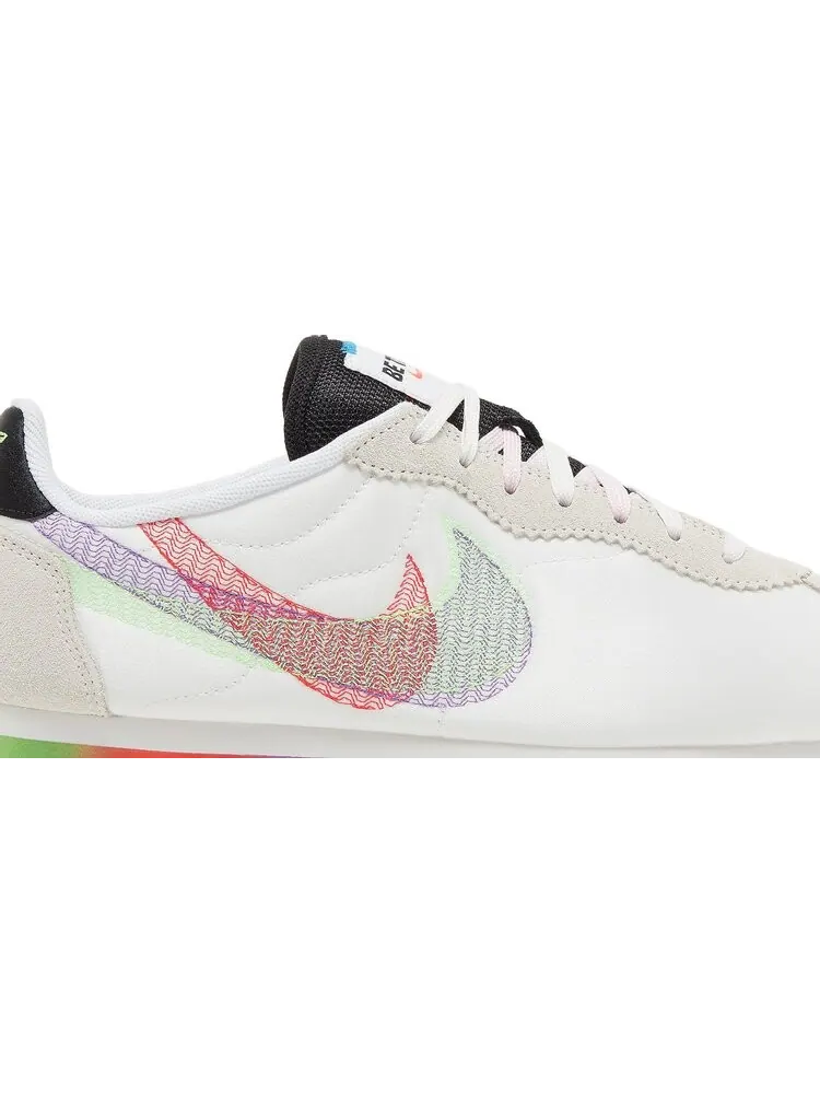 Кроссовки Nike Cortez 'Be True 2022' — изображение 2 из 8, бежевый