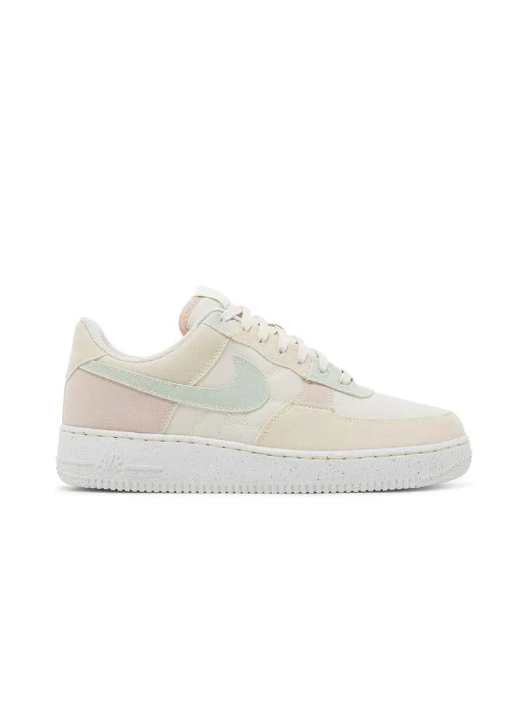 Кроссовки Nike Air Force 1 '07 LX Next Nature 'Structured' — изображение 2 из 9, белый