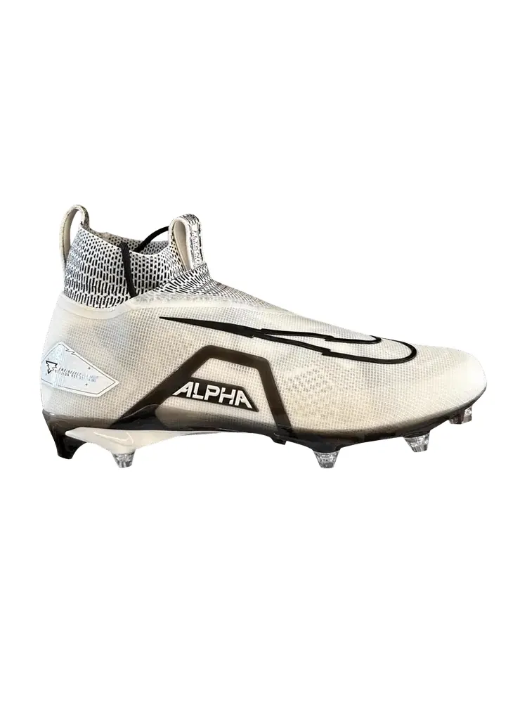 Кроссовки Nike Alpha Menace Elite 3 Wide — изображение 1 из 1, белый черный серый