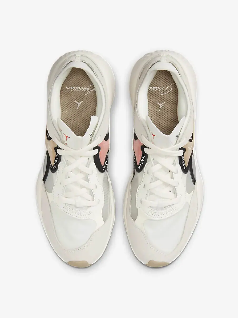 Кроссовки Nike Air Jordan Delta 3 Low SP — изображение 3 из 10, бежевый/черный