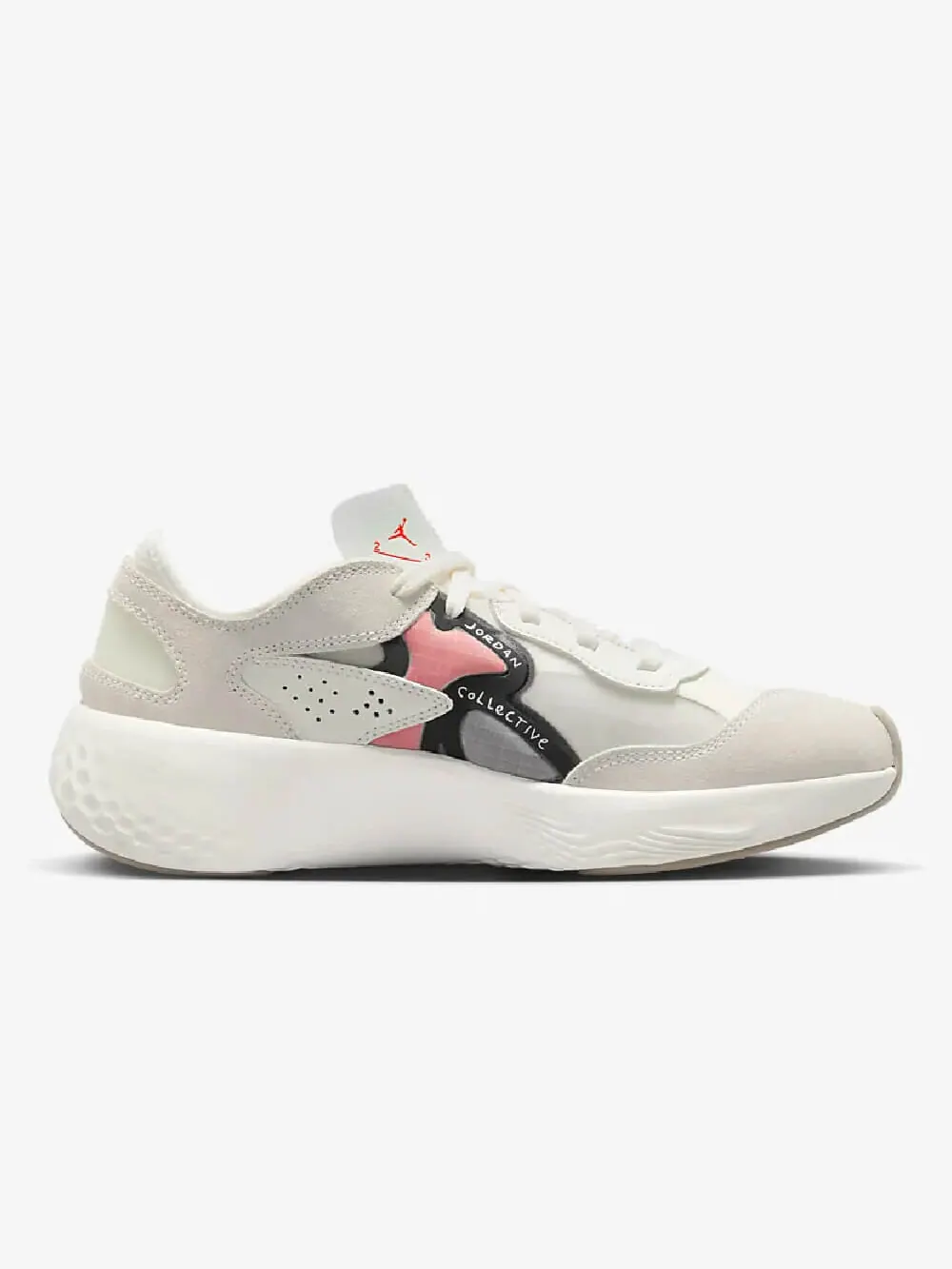Кроссовки Nike Air Jordan Delta 3 Low SP — изображение 5 из 10, бежевый/черный