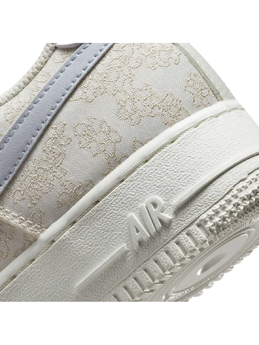 Кросcовки Nike Air Force 1 '07 SE — изображение 8 из 8, бежевый/желтый