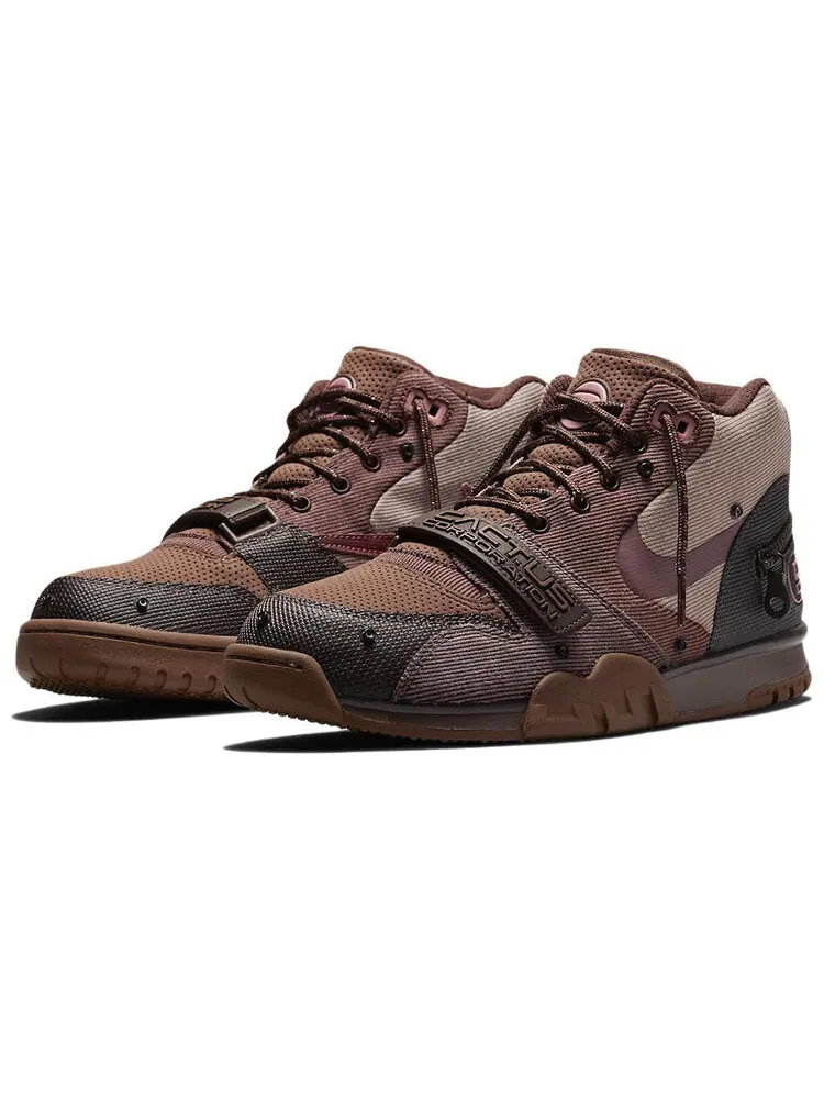 Кроссовки Nike Air Trainer 1 x Travis Scott — изображение 2 из 5, коричневый